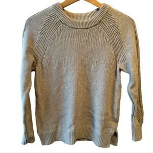 Gap gray crew neck sweater XS waffle knit preppy cottagecore minimalist neutral